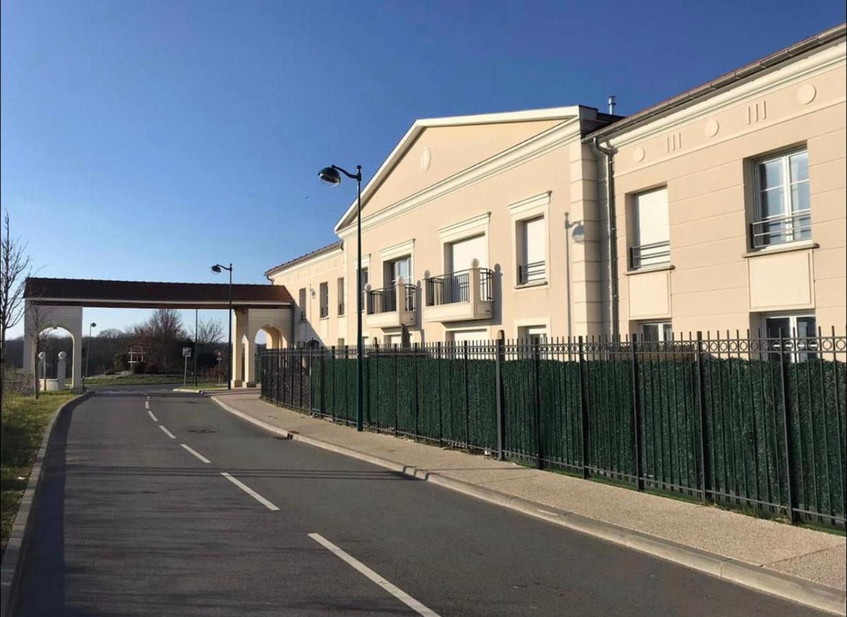 דירות מונטבראן Logement Exceptionnel Avec Jardin Proche Disney מראה חיצוני תמונה